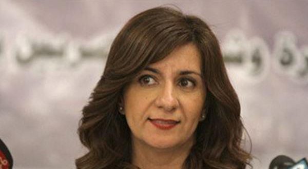 نبيلة مكرم